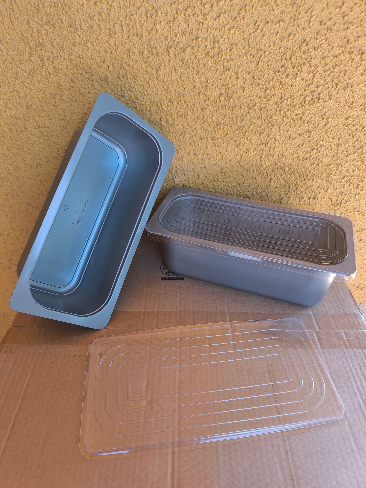 Cubeta - Bacha Gris Con Tapa 5 Litros x100 und